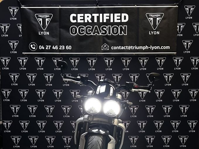 TRIUMPH ROCKET 3 R 4