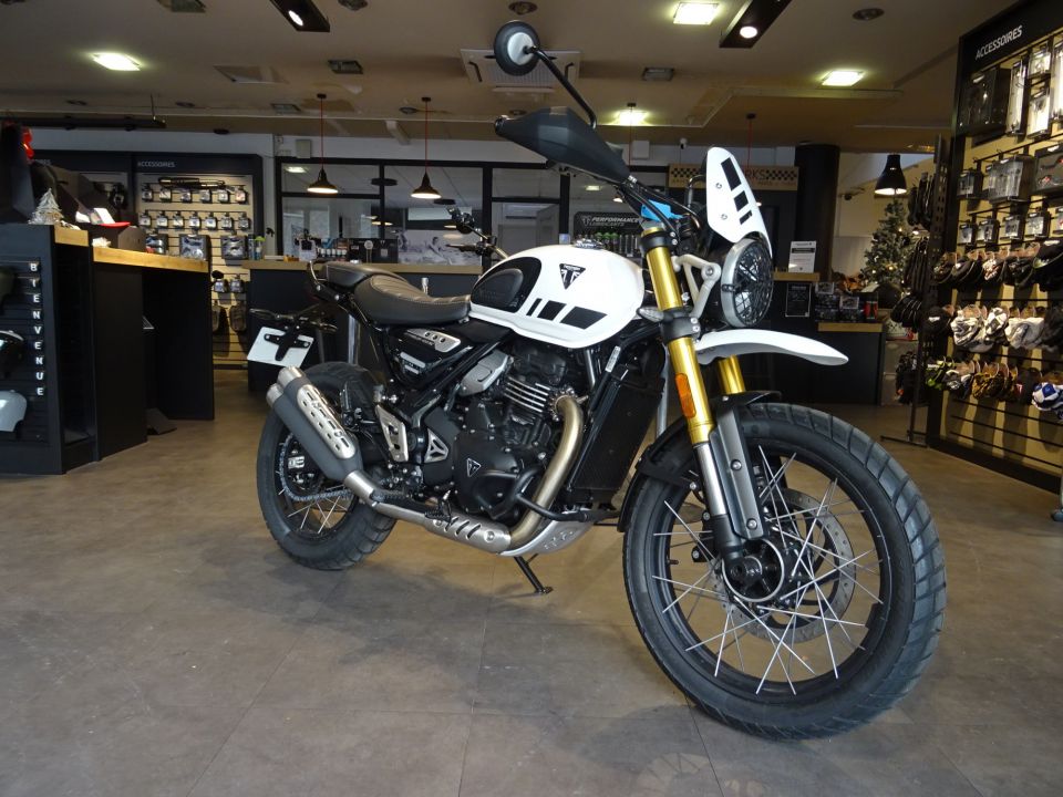 TRIUMPH Scrambler 400 XC 4