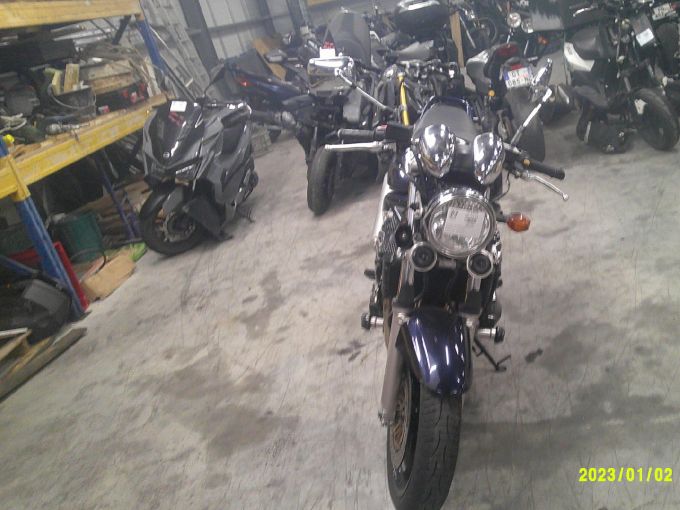 SUZUKI GSF 1200 N BANDIT 4