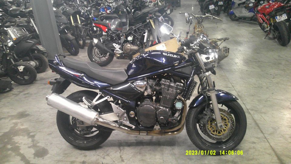 SUZUKI GSF 1200 N BANDIT 4
