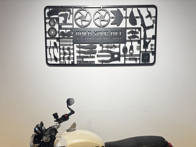 TRIUMPH SPEED TWIN 1200 4