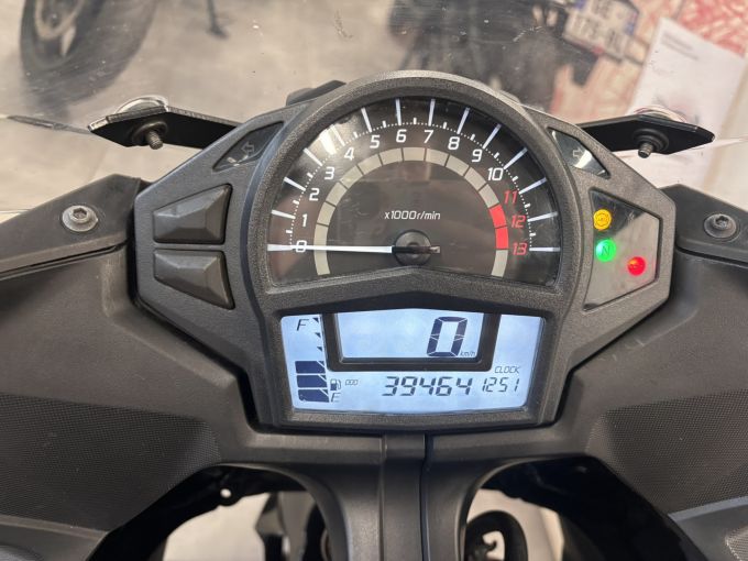 KAWASAKI ER6-F 4