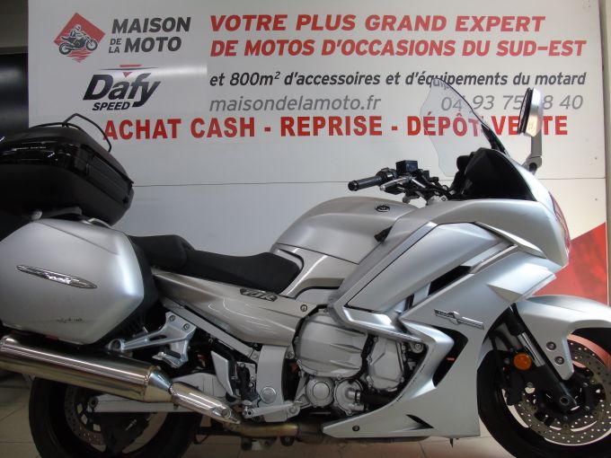YAMAHA FJR 1300 ABS 4