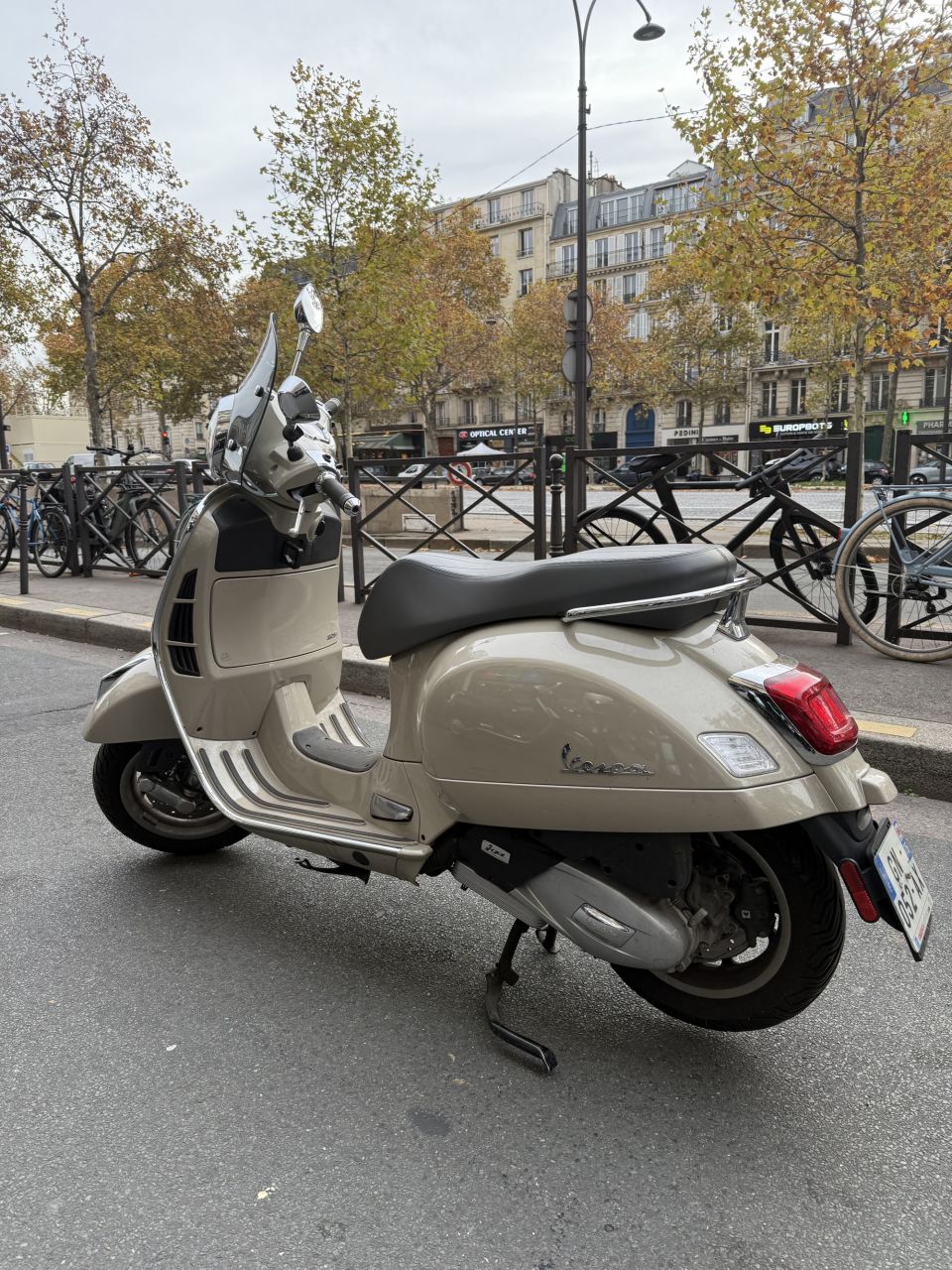 VESPA GTS 125IE SUPER 4