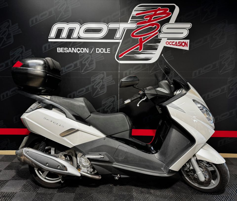 PEUGEOT SATELIS 400 4