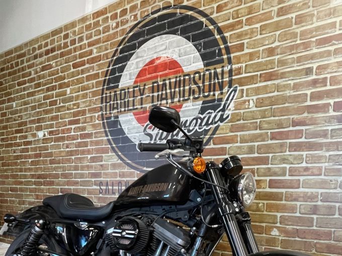 HARLEY-DAVIDSON SPORTSTER 1200 CX 4