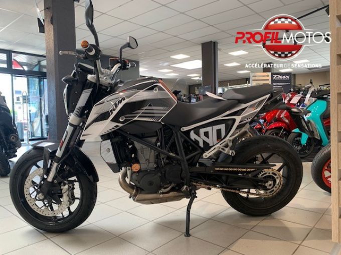 KTM 690 DUKE ABS 4