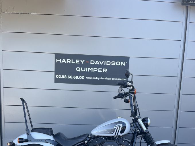 HARLEY-DAVIDSON SOFTAIL STREET BOB 1868 4