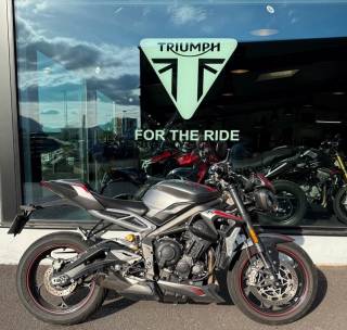 TRIUMPH STREET TRIPLE 765 RS - 2019