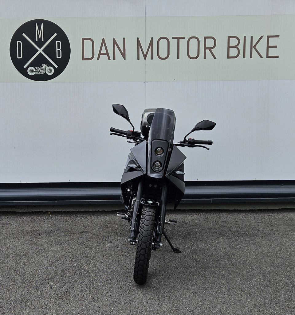 RIEJU AVENTURA 125 4