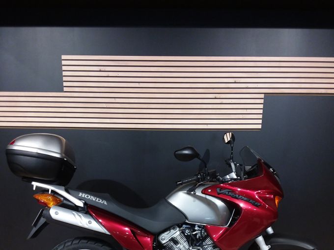 HONDA VARADERO 125 4