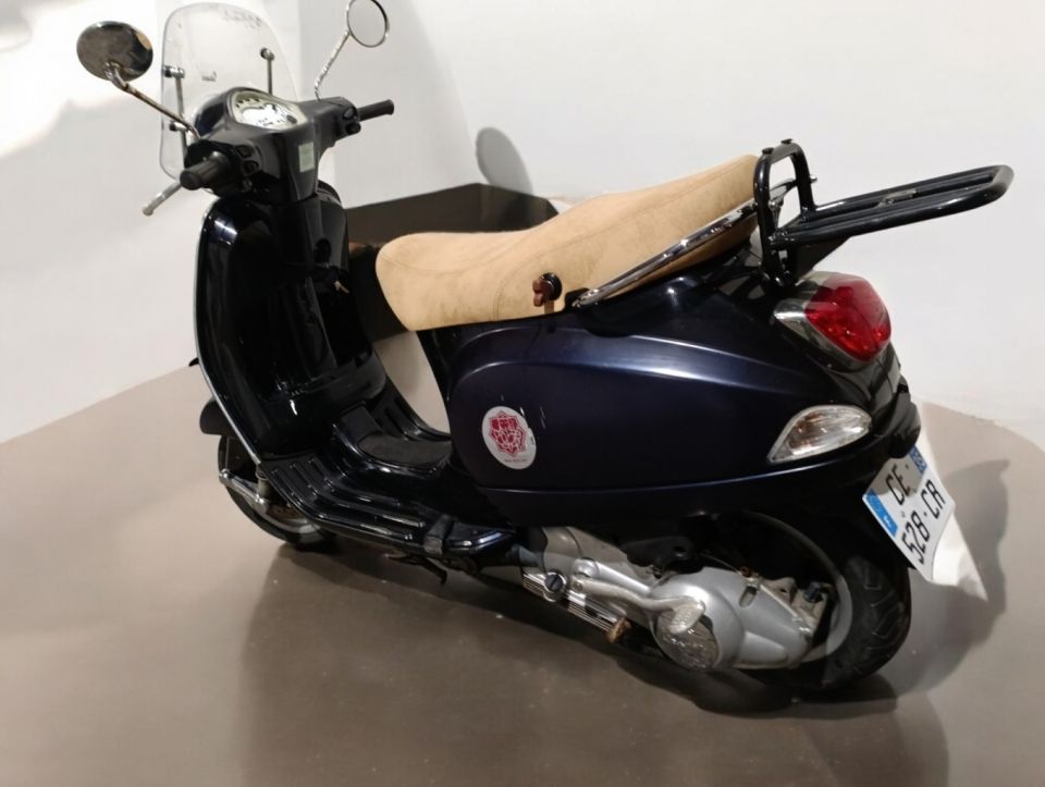 PIAGGIO VESPA 4