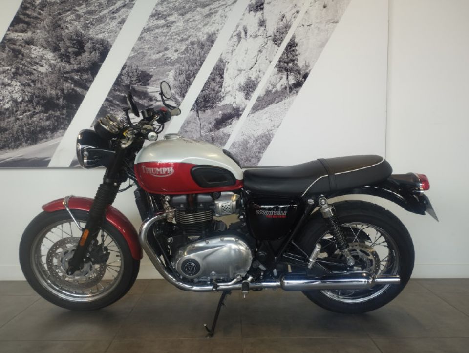 TRIUMPH BONNEVILLE T100 900 4