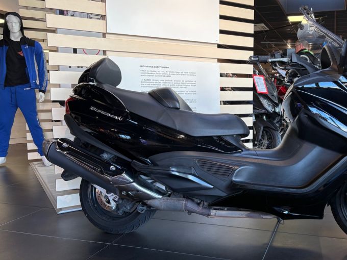 SUZUKI BURGMAN 650 4