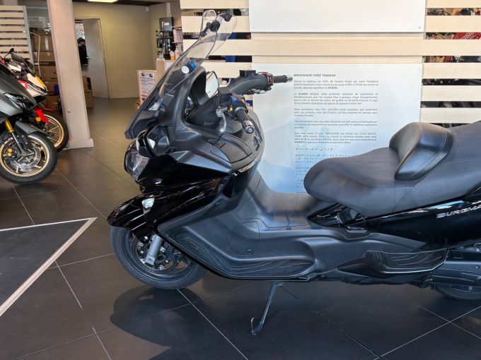 SUZUKI BURGMAN 650 4