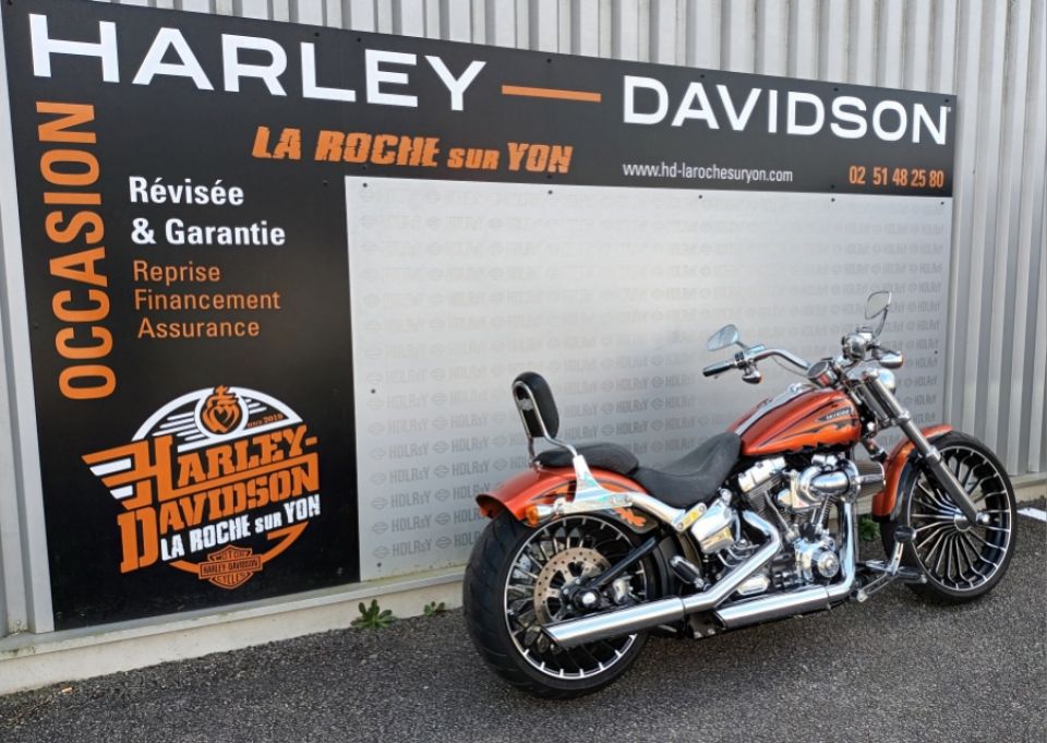 HARLEY-DAVIDSON SOFTAIL BREAKOUT 1800 CVO 4