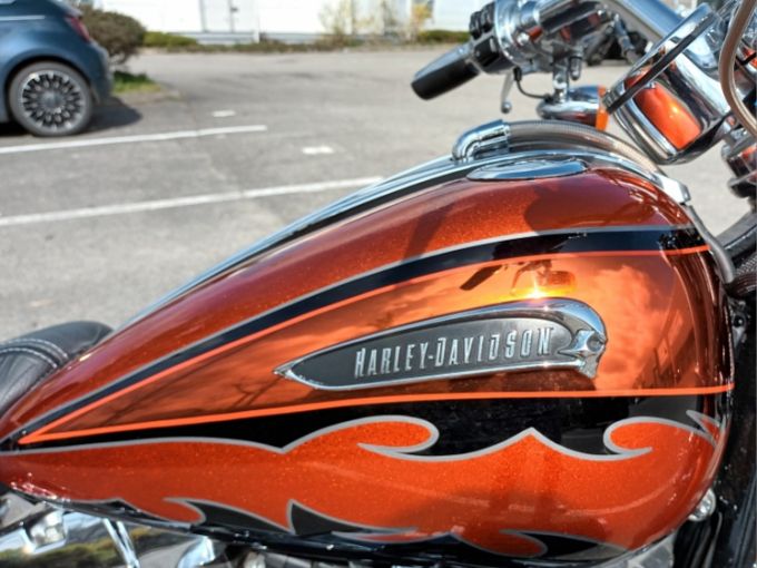 HARLEY-DAVIDSON SOFTAIL BREAKOUT 1800 CVO 4