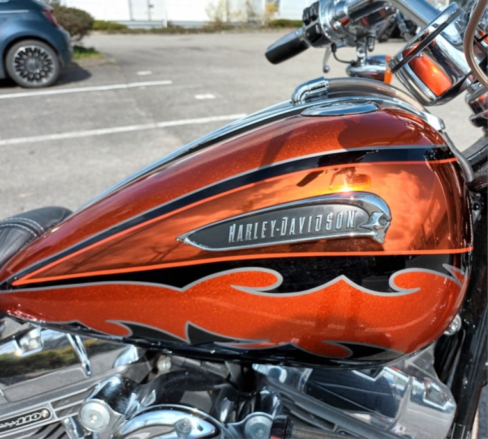 HARLEY-DAVIDSON SOFTAIL BREAKOUT 1800 CVO 4