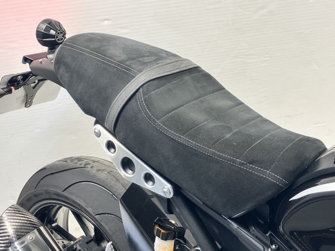 YAMAHA XSR 900 4