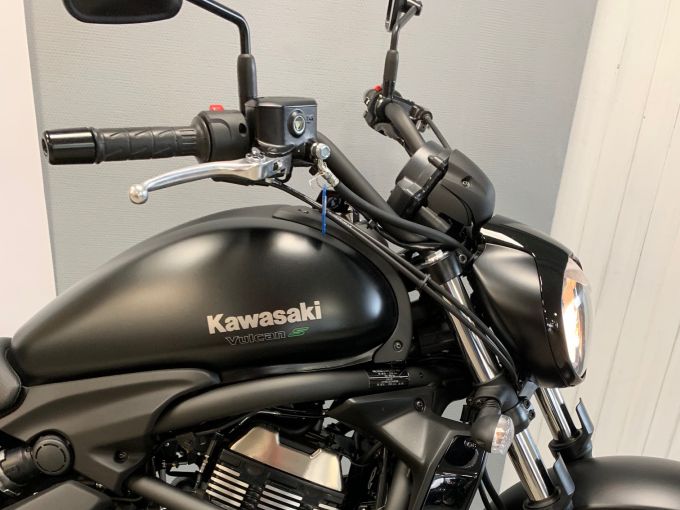 KAWASAKI VULCAN 650 S 4