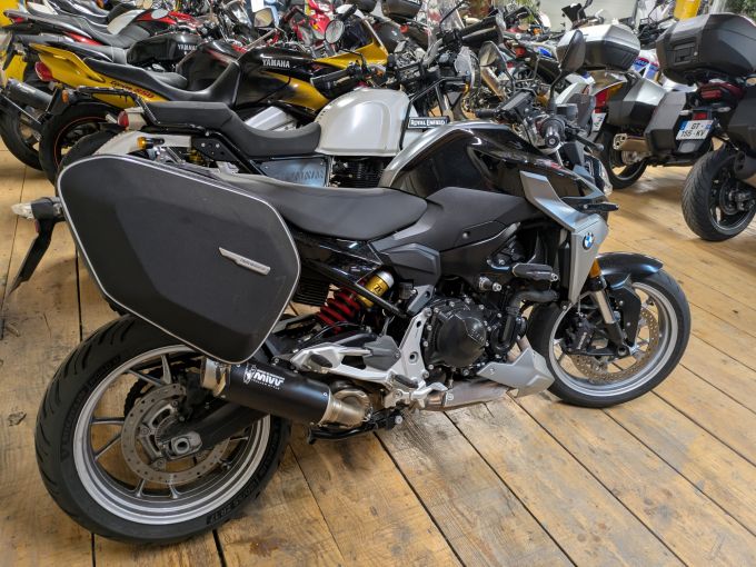 BMW BMW F 900 R 4