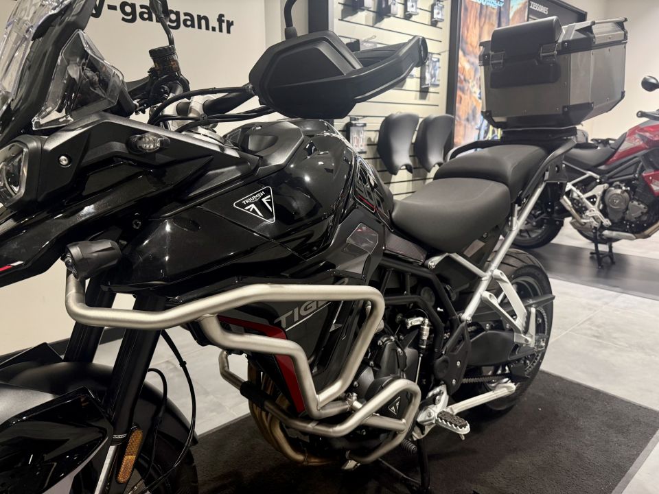TRIUMPH Tiger 900 GT 4