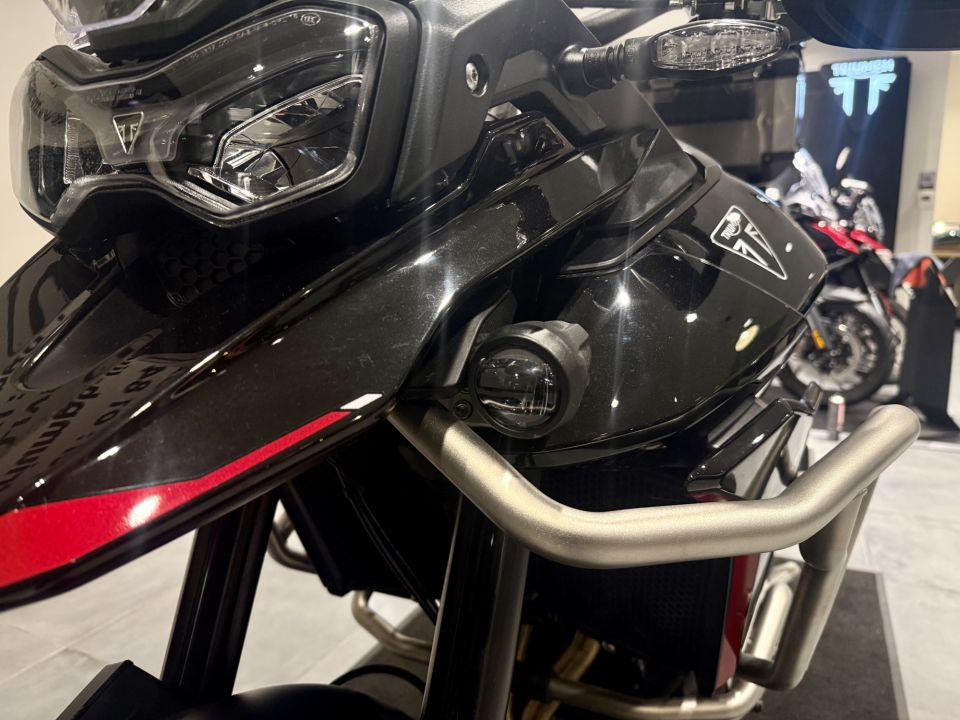 TRIUMPH Tiger 900 GT 4