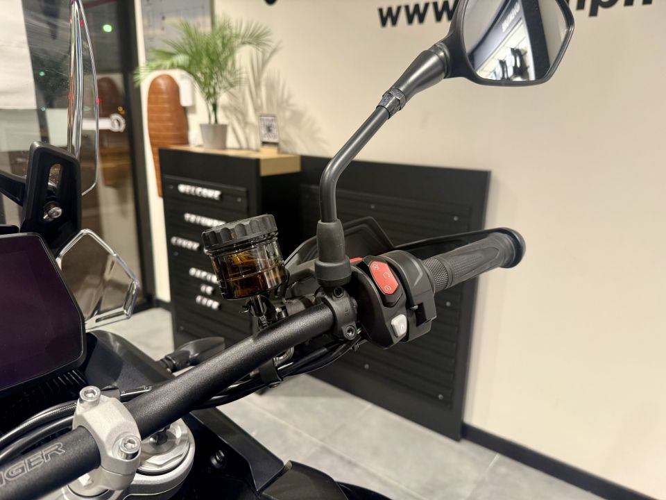 TRIUMPH Tiger 900 GT 4