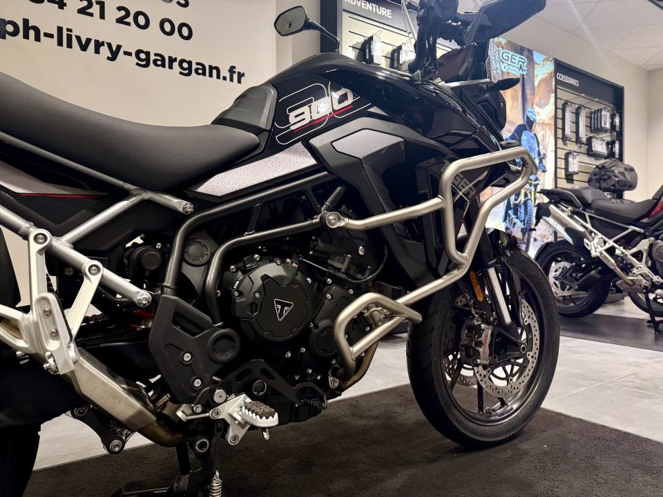 TRIUMPH Tiger 900 GT 4