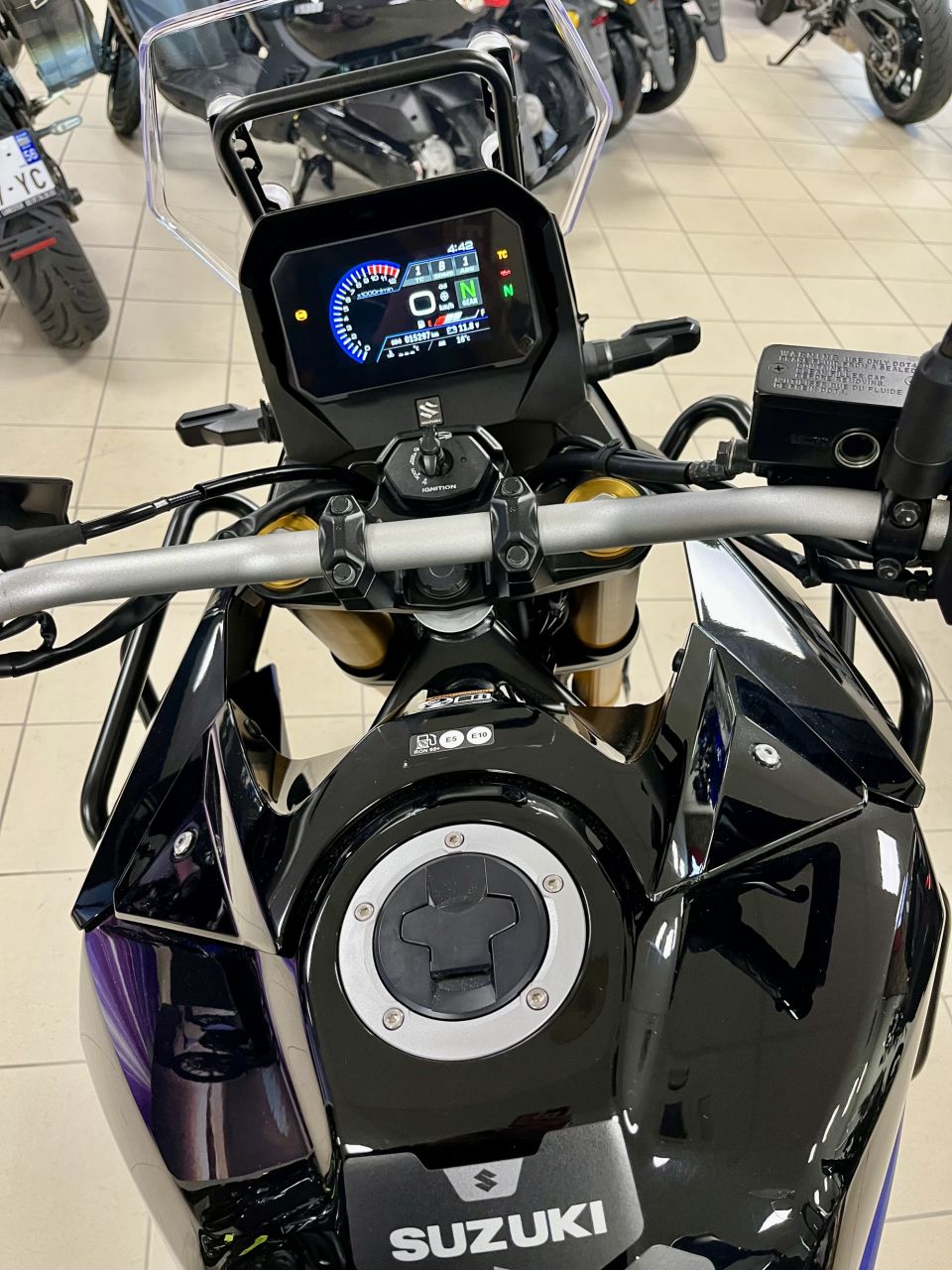 SUZUKI DL V-STROM 800DE 4