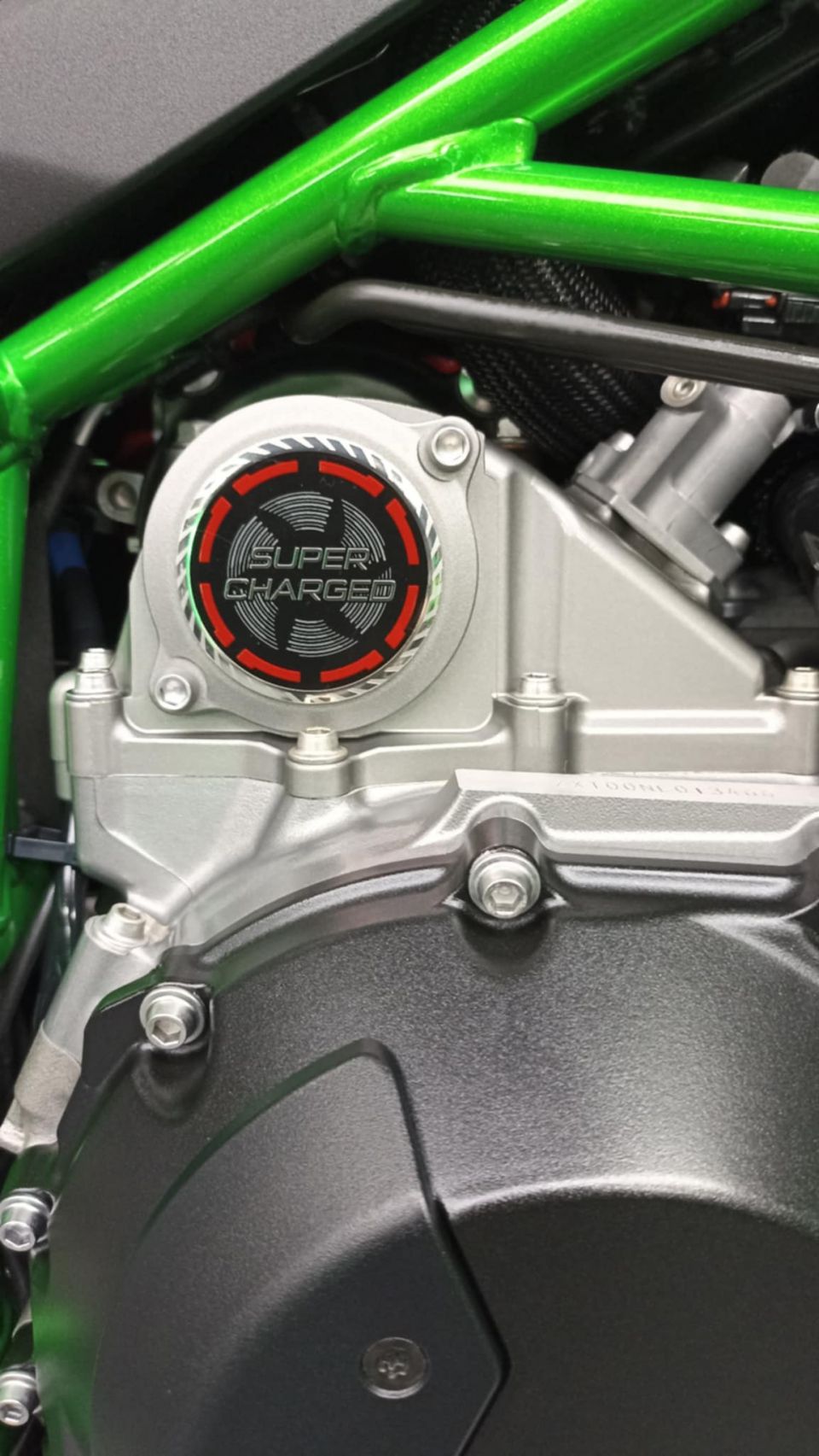 KAWASAKI H2 CARBON 4