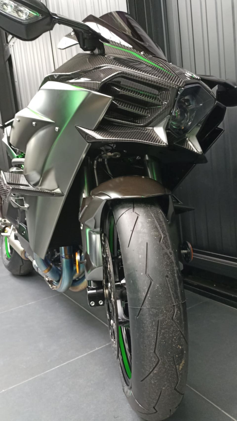 KAWASAKI H2 CARBON 4
