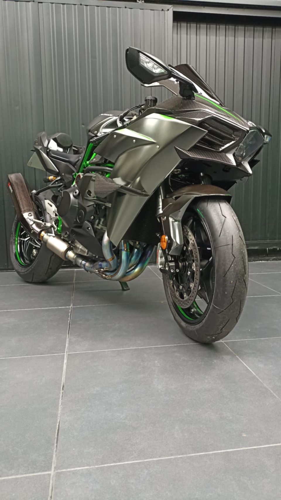 KAWASAKI H2 CARBON 4