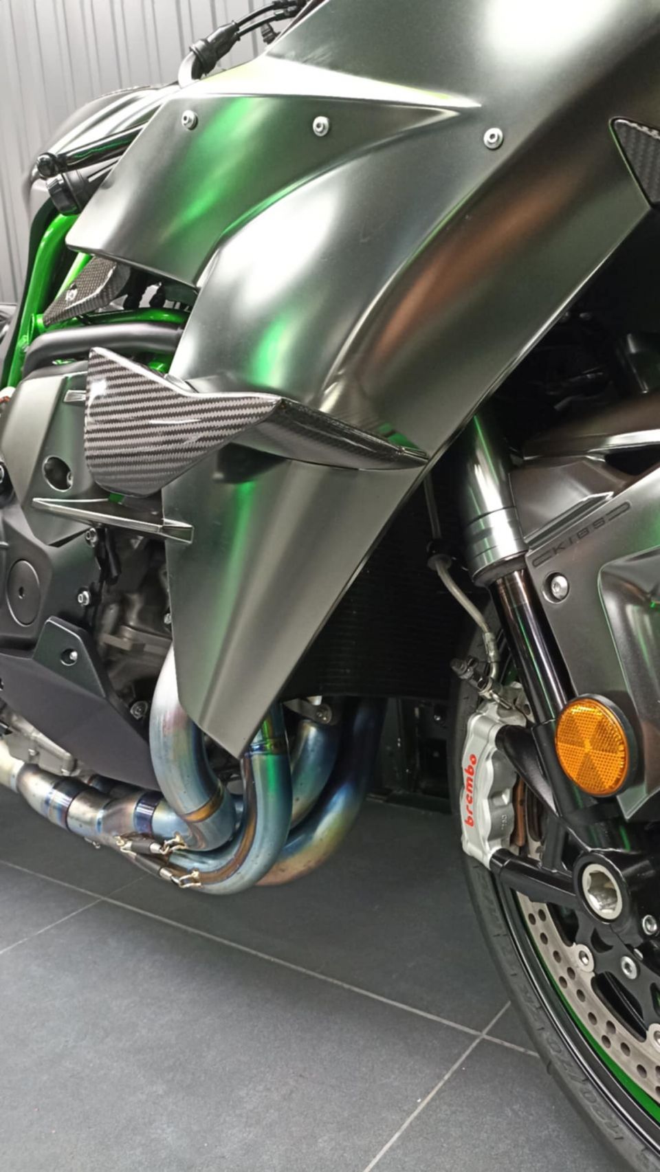 KAWASAKI H2 CARBON 4