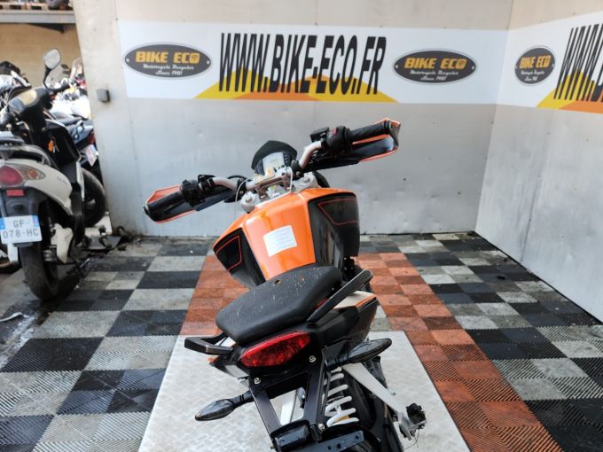 KTM 125 DUKE 4