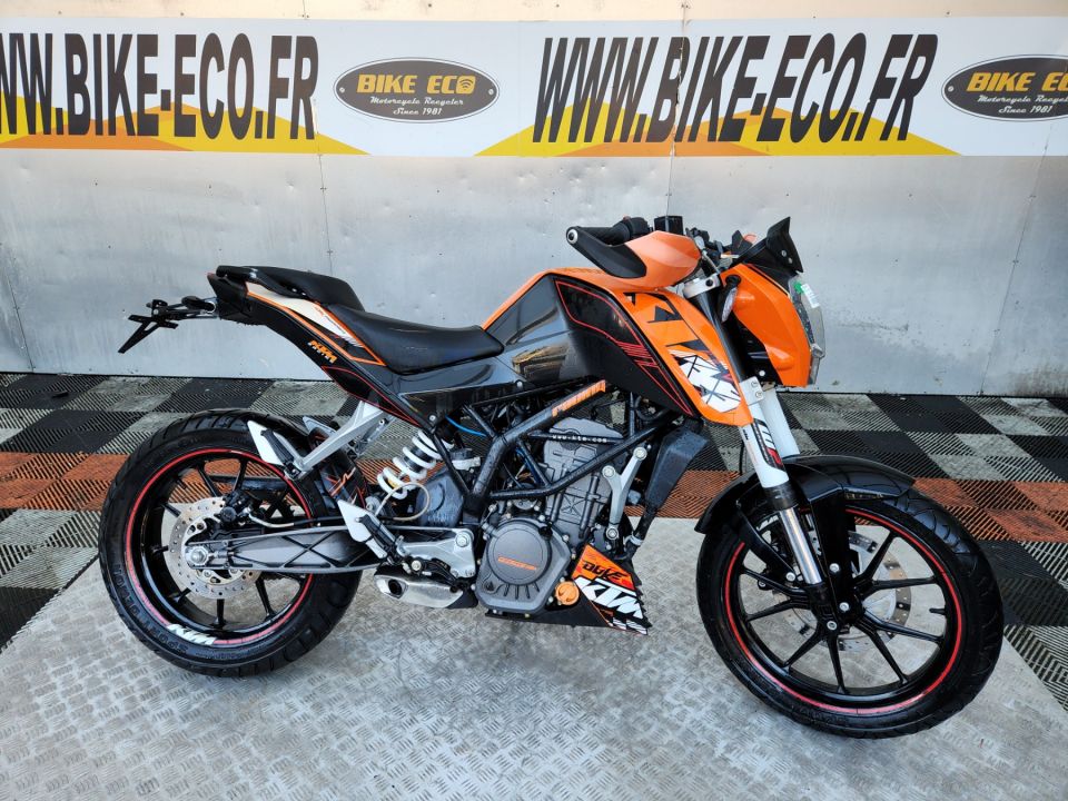 KTM 125 DUKE 4