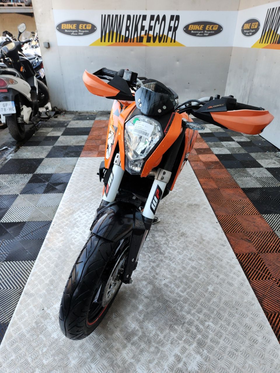 KTM 125 DUKE 4