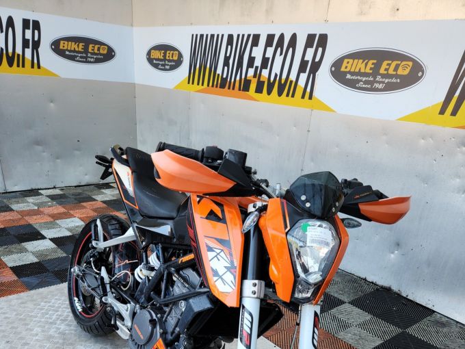 KTM 125 DUKE 4