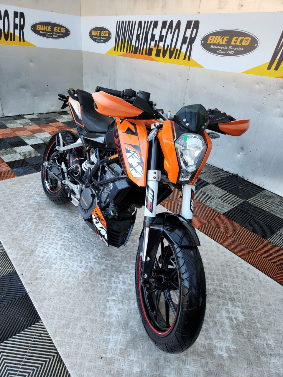 KTM 125 DUKE 4