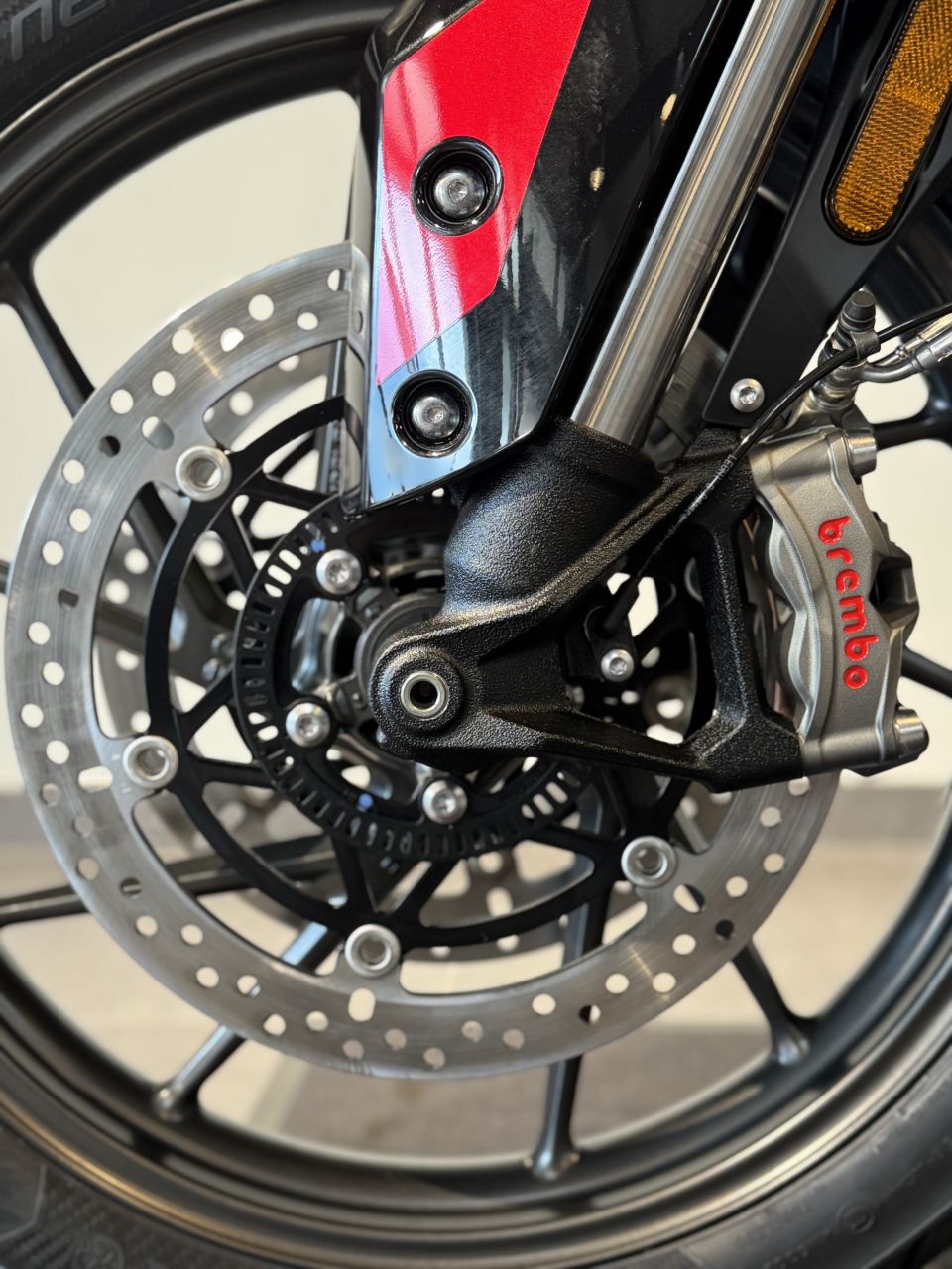 TRIUMPH Tiger 900 GT PRO 4