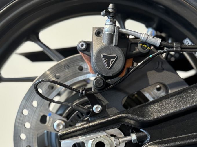 TRIUMPH Tiger 900 GT PRO 4