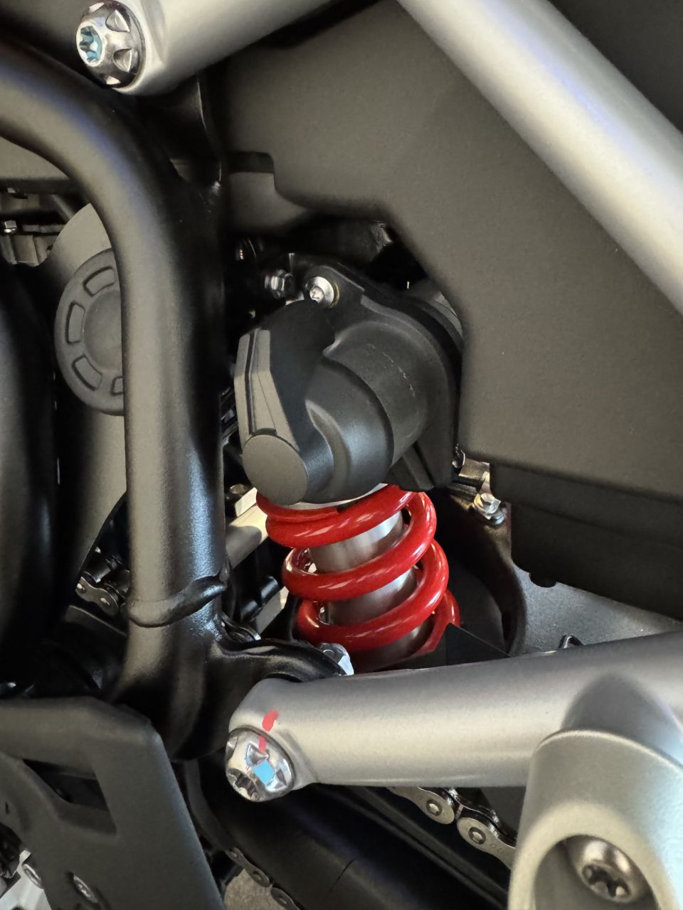 TRIUMPH Tiger 900 GT PRO 4