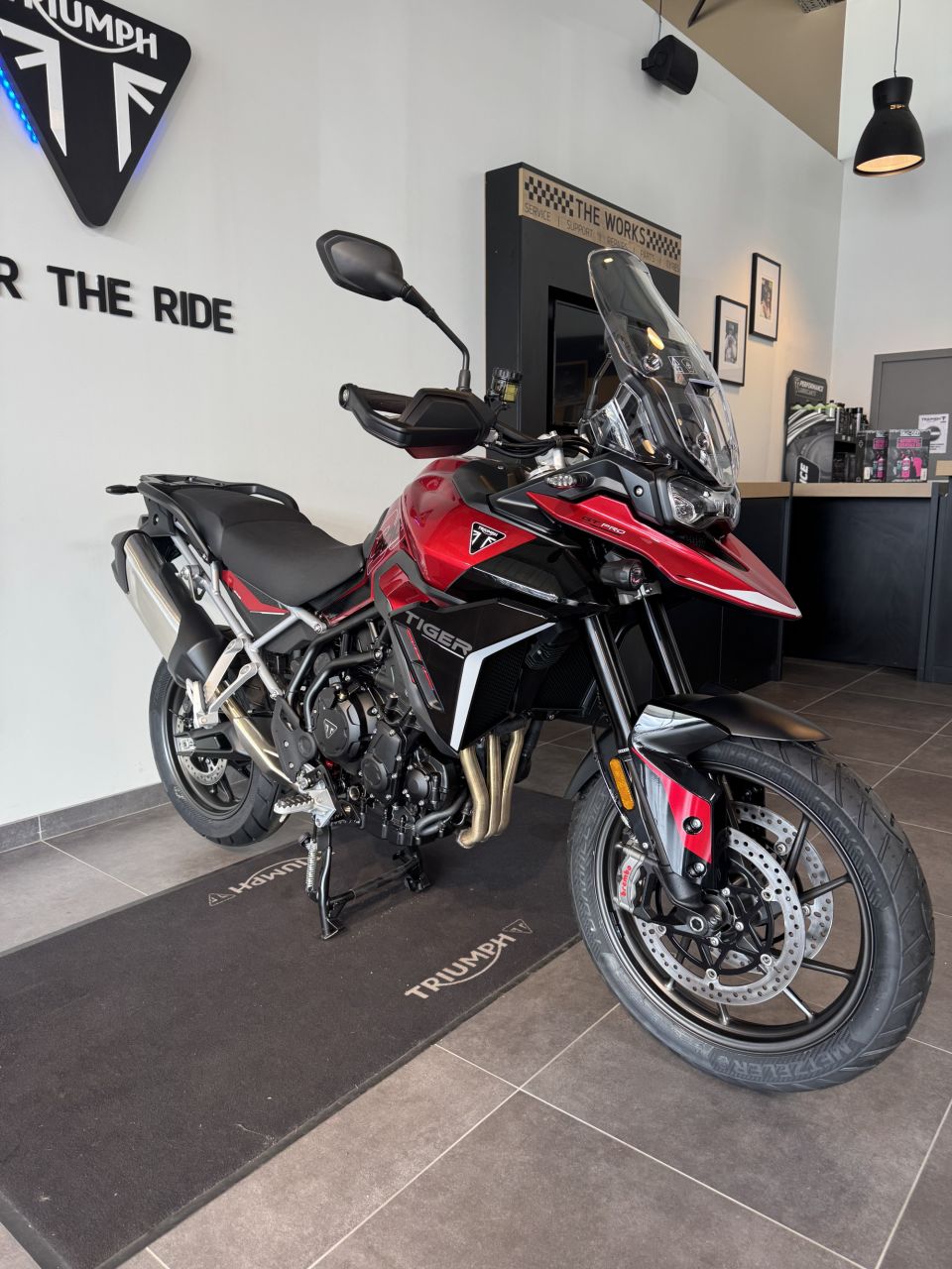 TRIUMPH Tiger 900 GT PRO 4