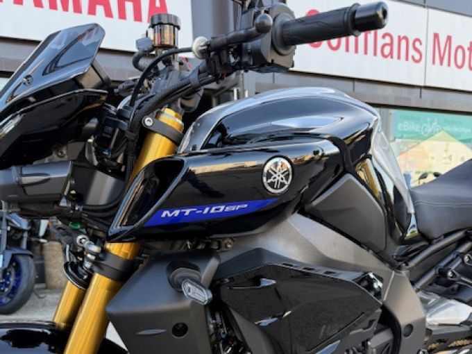 YAMAHA MT-10 SP 4