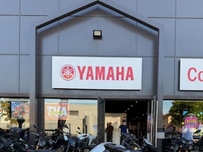 YAMAHA MT-10 SP 4