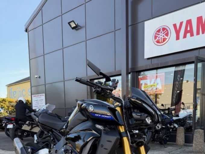YAMAHA MT-10 SP 4
