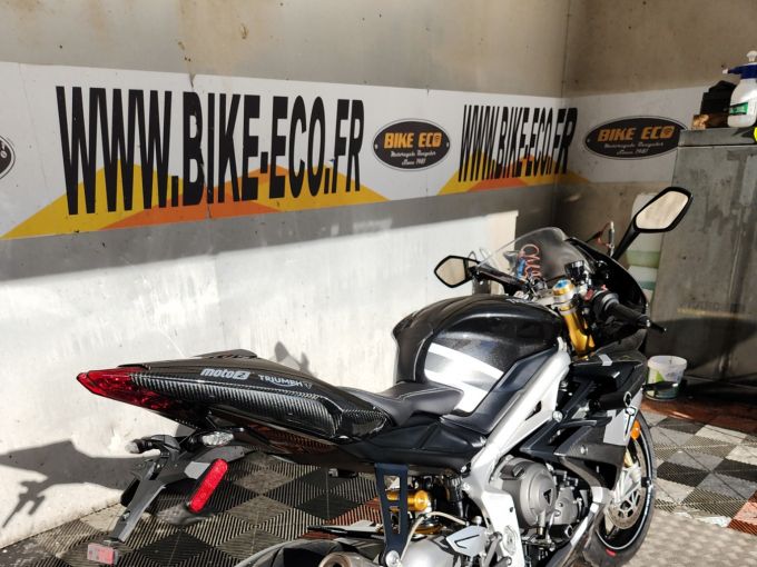 TRIUMPH DAYTONA 765 4