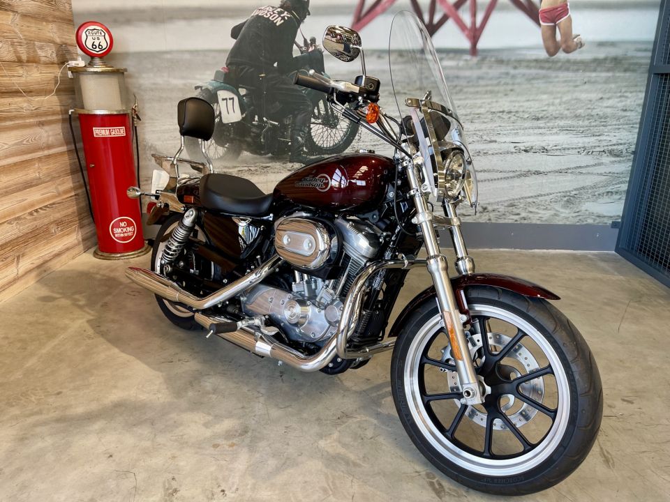 HARLEY-DAVIDSON SPORTSTER 883 LOW 4