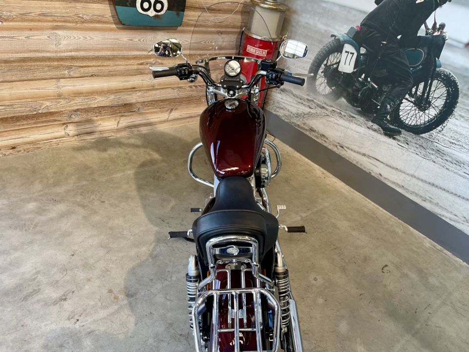 HARLEY-DAVIDSON SPORTSTER 883 LOW 4