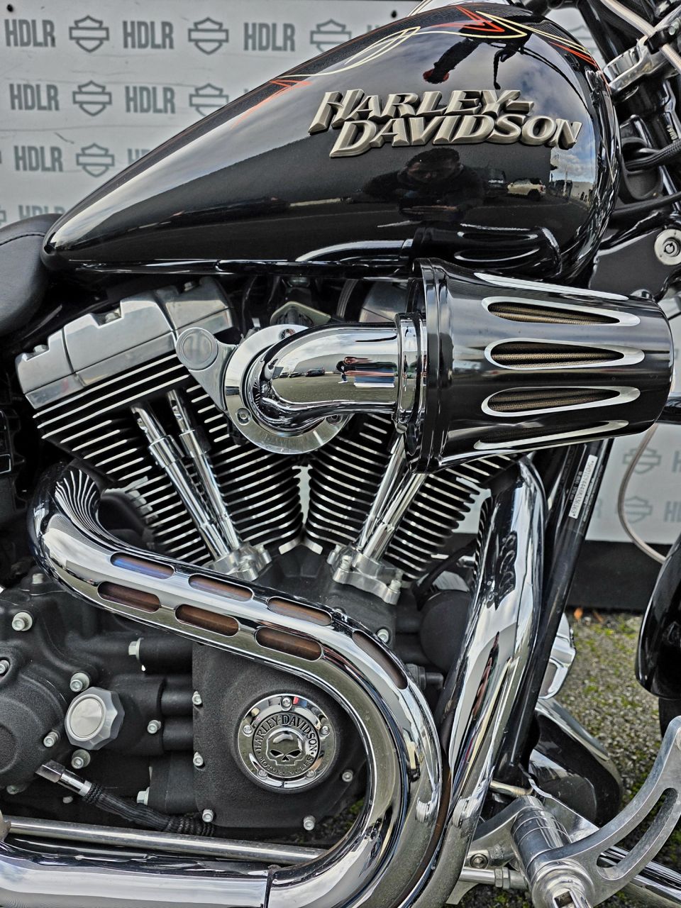 HARLEY-DAVIDSON DYNA FAT BOB 1584 4